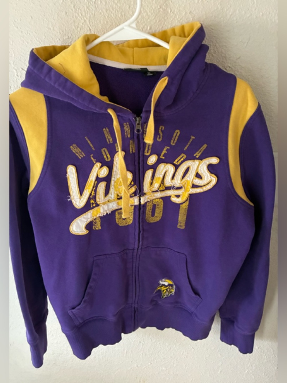 NFL Team Apparel Minnesota Vikings Full Zip Front Drawstring Hoodie Sweatshirt